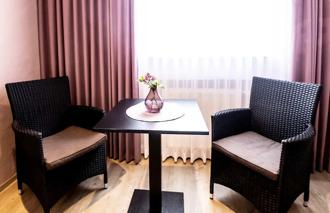 Hotel Restaurant Verst-1
